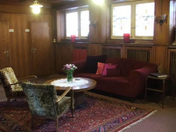 Schweizerhof 2*